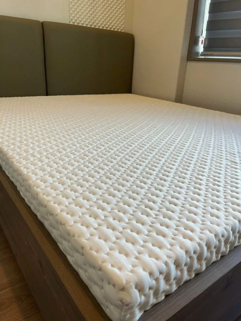 Các Cấp Độ Đàn Hồi Của Nệm Kymdan 10cm: Chọn Sao Cho Đúng? 2 Nệm Kymdan 10cm SH tại nhà khách hàng tại Yêu Nệm