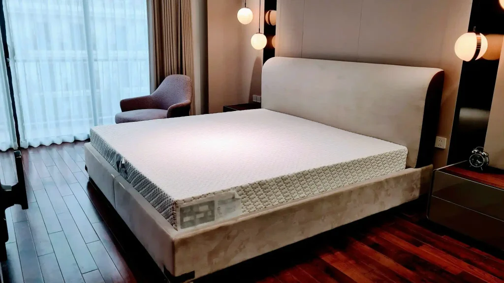 Nệm 1m6 sẽ phù hợp với các phòng ngủ vừa