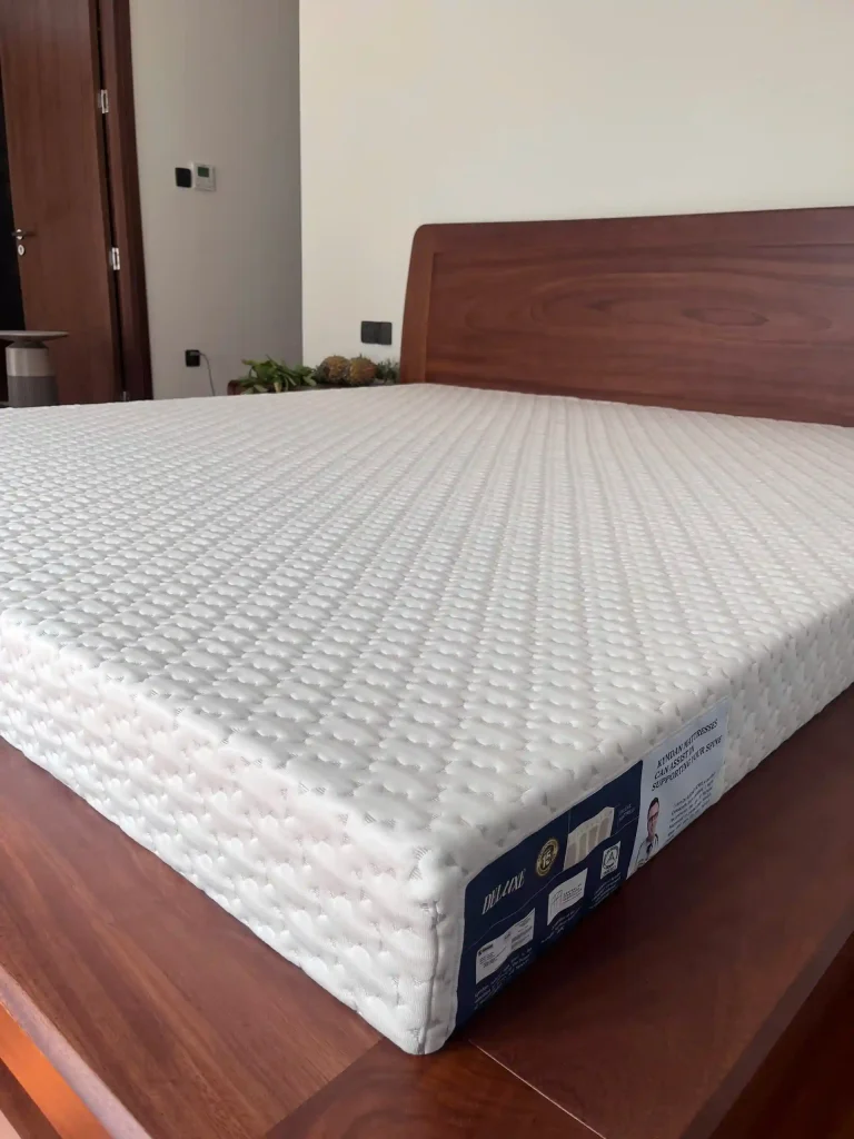 Mua Nệm Kymdan 1m6 Chính Hãng Ở Đâu Uy Tín, Giá Tốt Tại Hà Nội? 8 Bề mặt nệm Kymdan khi mới giao tại nhà khách hàng của Yêu Nệm