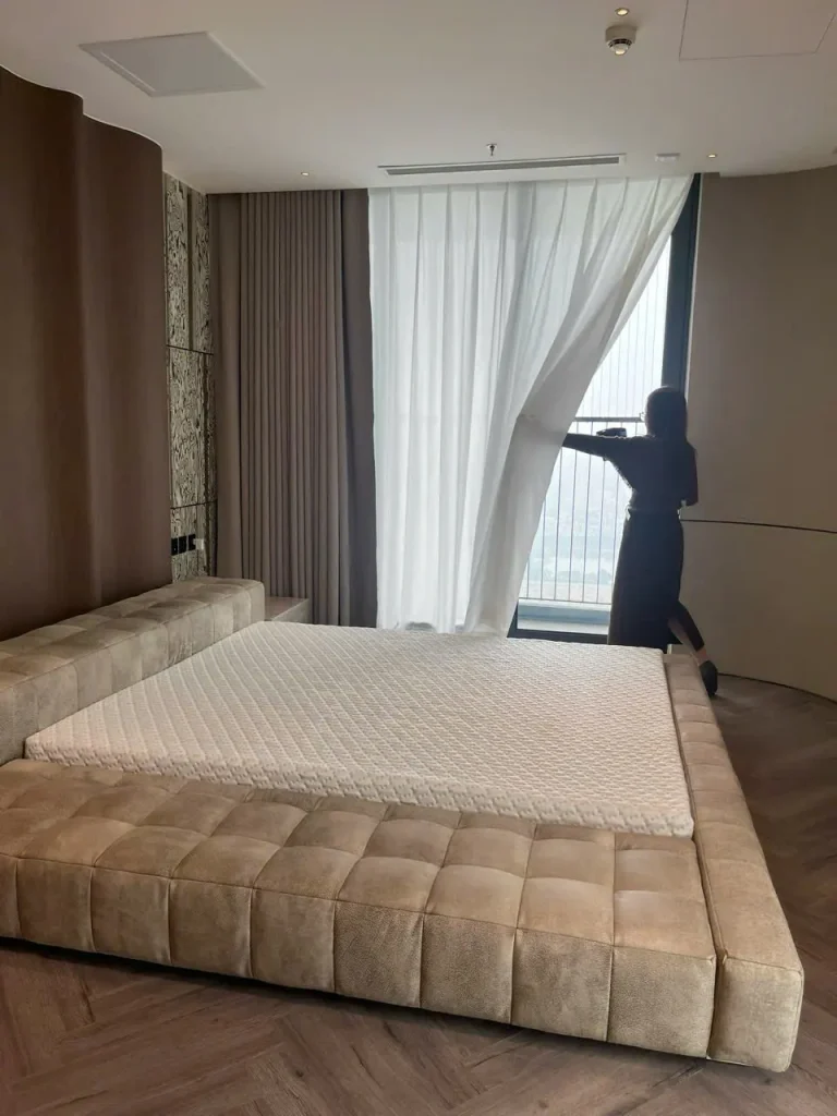 Nệm Kymdan Cho Phòng Ngủ Biệt Thự: 3 Lý Do Gia Chủ Ưu Tiên 10 Nệm Kymdan Massage 2m2 thực tế tại nhà khách hàng của Yêu Nệm