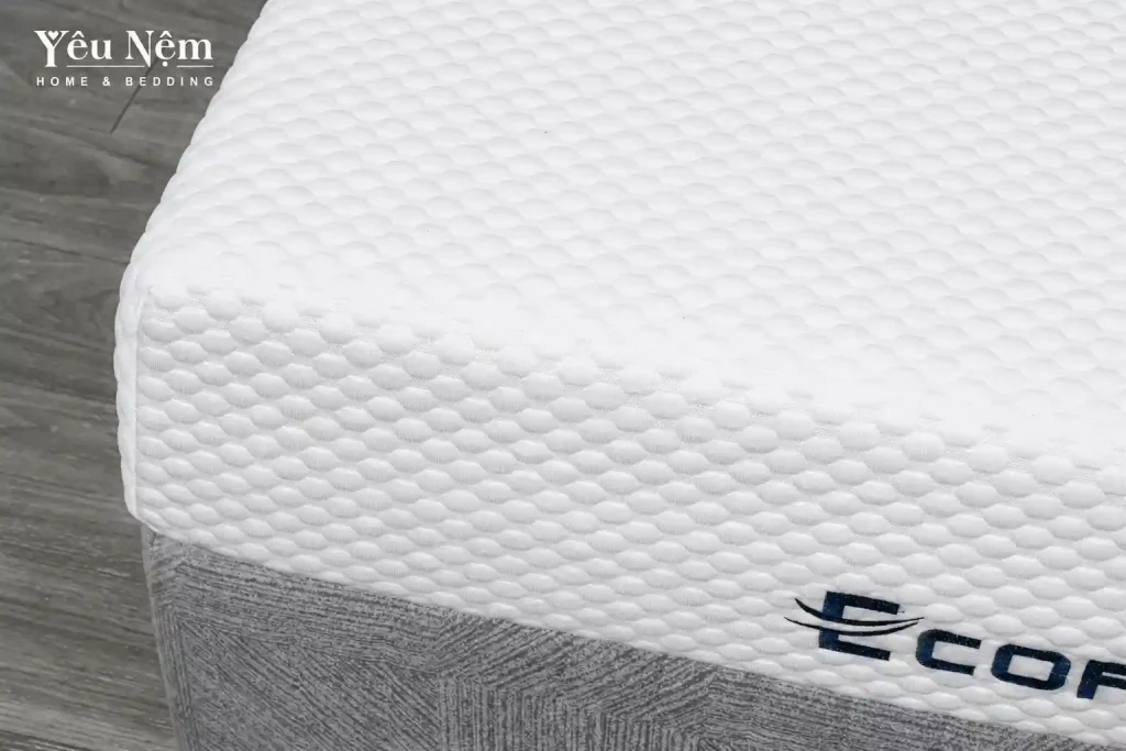 bề mặt Nệm Ecopillo Eco Foam đa tầng 15cm