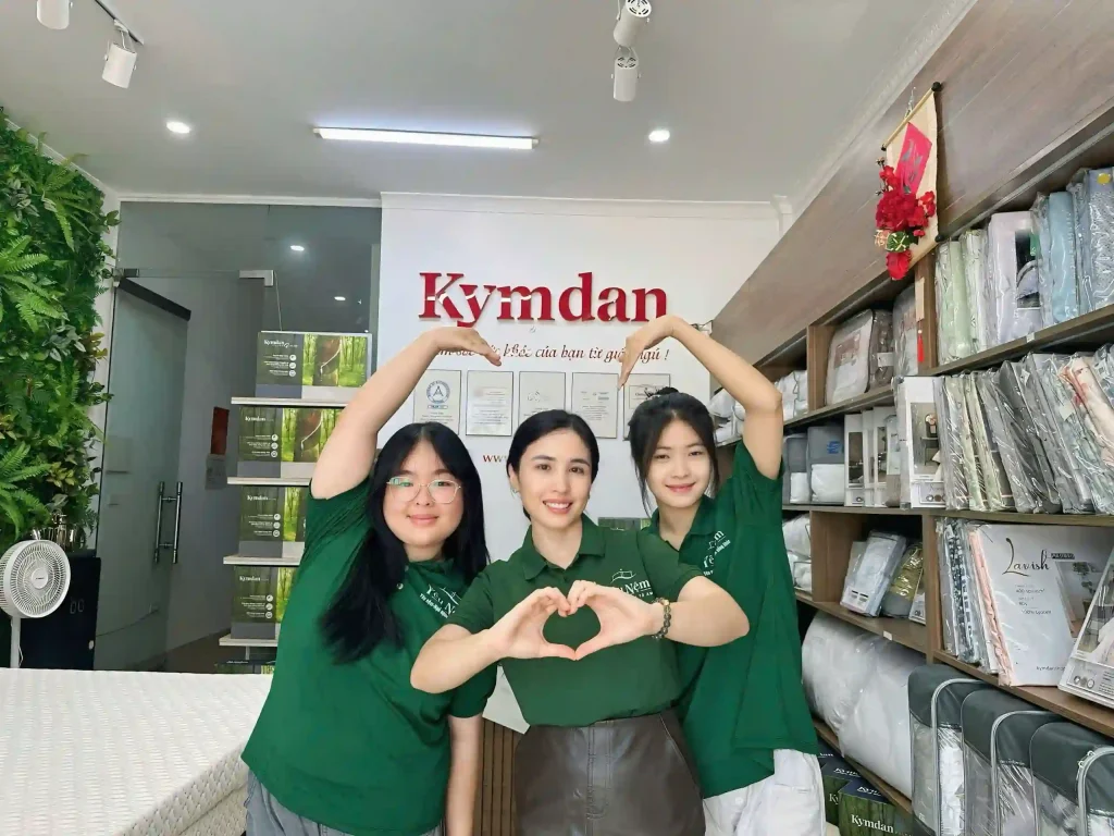 Yêu Nệm luôn sẵn sàng hỗ trợ tư vấn cá nhân hóa cho anh chị trực tiếp và online nếu anh chị ở xa